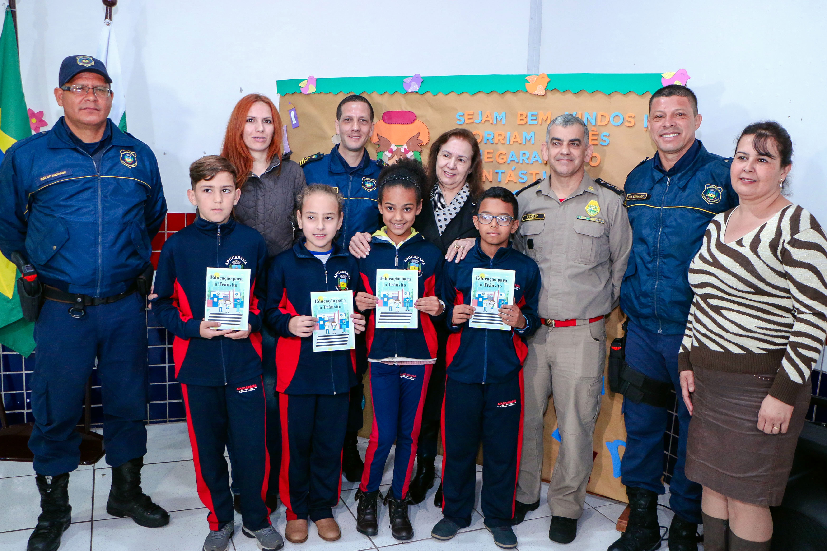 Projeto de Educação para o Trânsito leva normas de segurança aos alunos da rede municipal