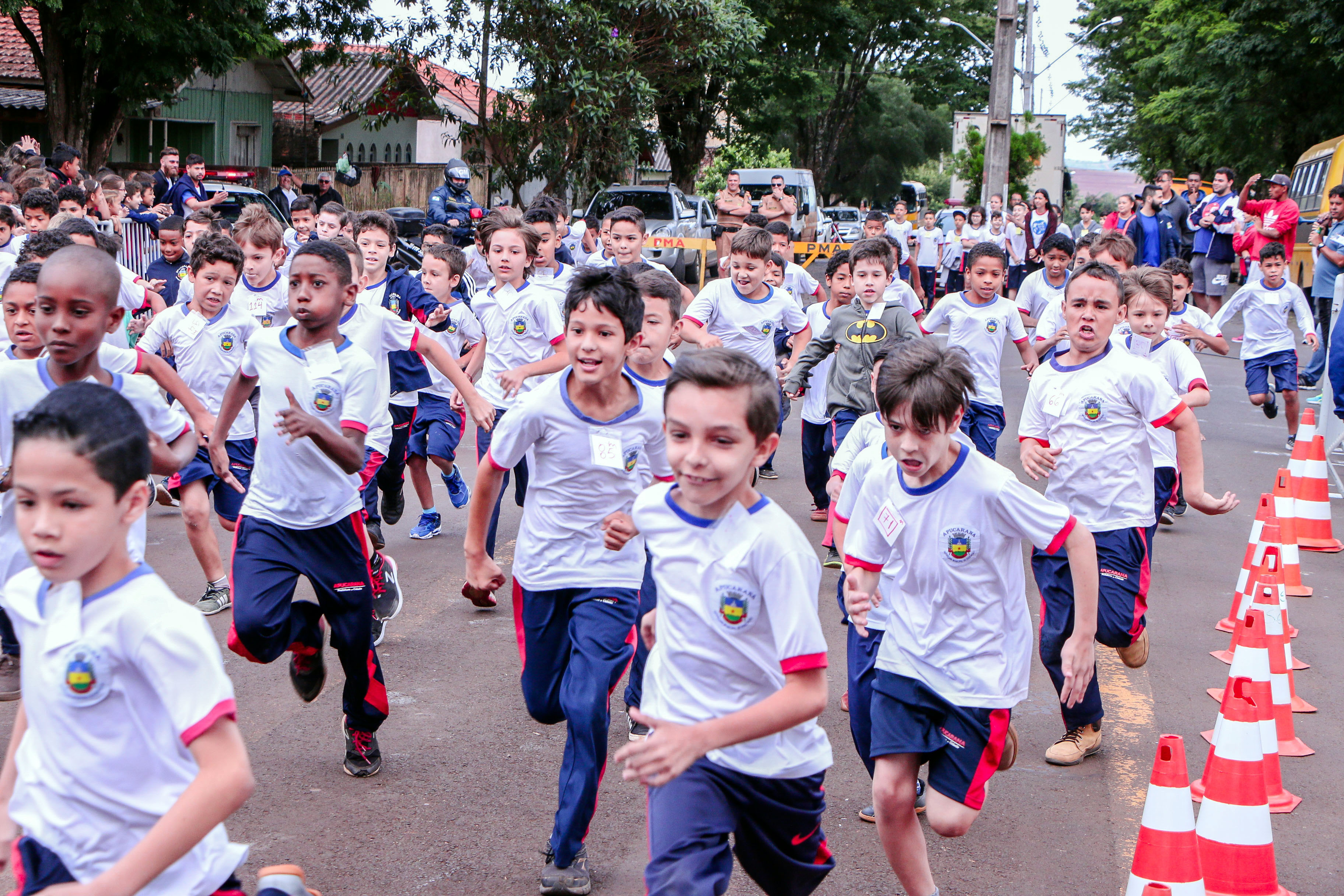 Corrida de rua mobiliza mais de 600 crianças