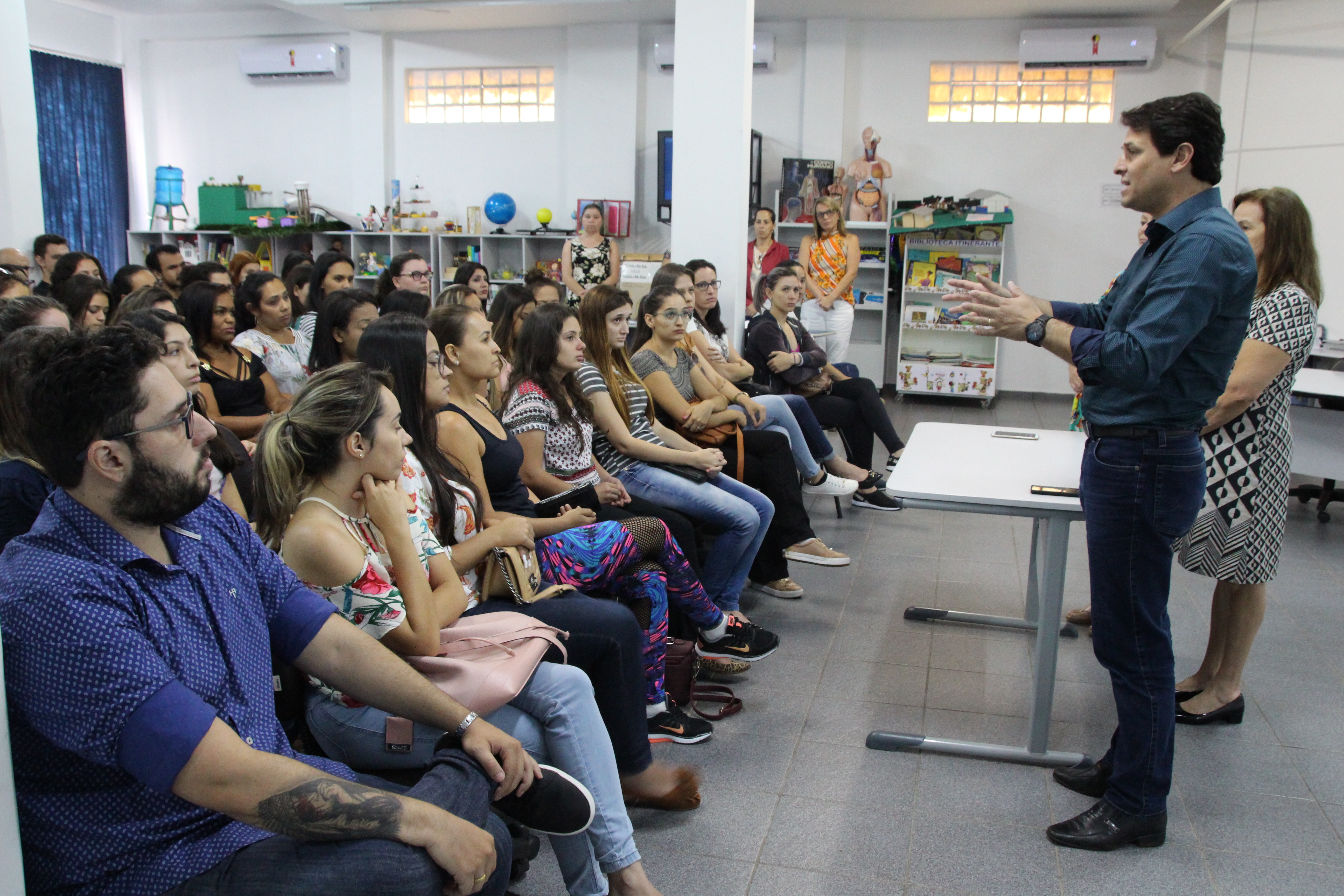 Prefeito recepciona estagiários da rede municipal de ensino