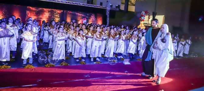 Cantata dos alunos da rede municipal revive a magia do Natal