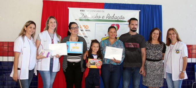 CGU premia aluna da rede municipal de Apucarana