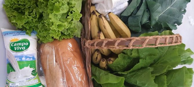 Apucarana distribui mais 9.630 cestas de hortifrútis aos pais dos alunos matriculados na rede municipal de ensino Apucarana distribui mais 9.630 cestas de hortifrútis aos pais dos alunos matriculados na rede municipal de ensino