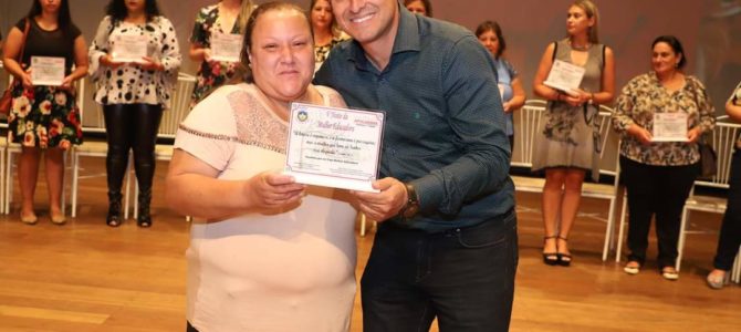 Prefeitura de Apucarana emite nota de pesar pela morte de servidora da Educação