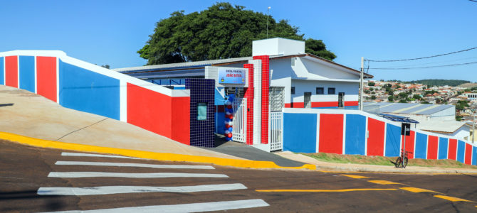 Apucarana contrata novos servidores para os centros infantis e escolas municipais