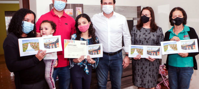 Aluna apucaranense é premiada em concurso estadual de desenho