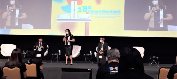 Secretária Marli Fernandes participa de fórum nacional de Educação