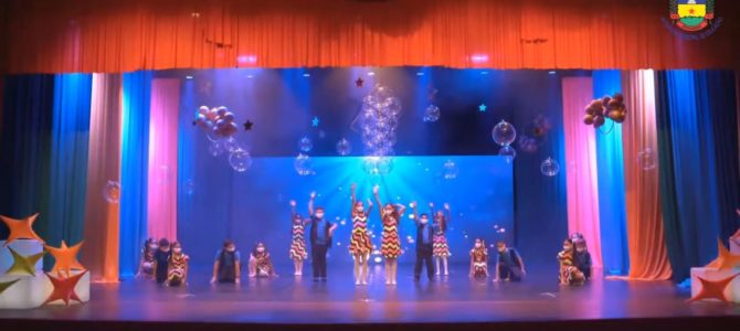 Escolas municipais levam a magia do circo para a comunidade de Apucarana Escolas municipais levam a magia do circo para a comunidade de Apucarana