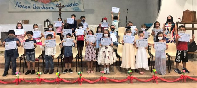 Mais de 1.400 alunos concluem a educação infantil na rede municipal de Apucarana