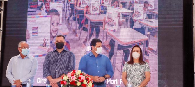 Semana pedagógica movimenta professores e servidores  da rede municipal de Apucarana