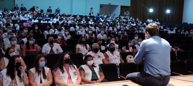 Apucarana contrata 137 professores e servidores para a rede municipal de educação