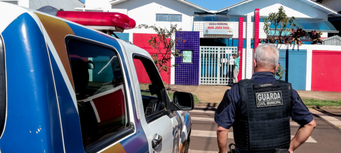 Policiamento ostensivo continua nos CMEIs e Escolas