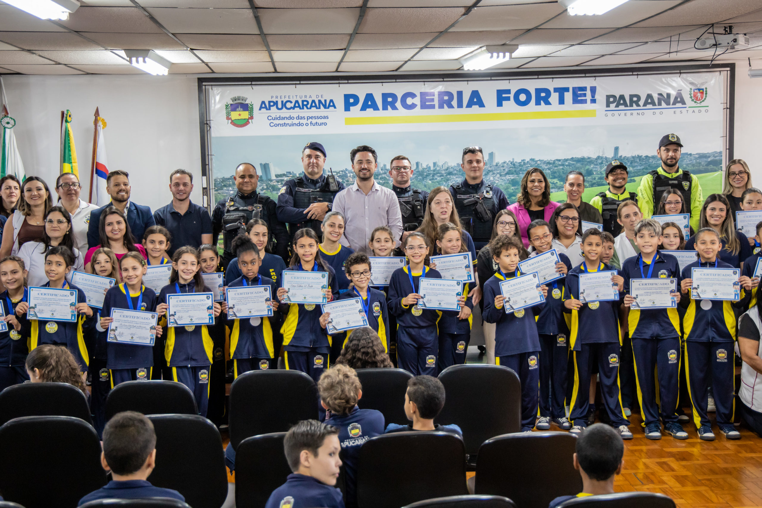 Autarquia Municipal de Educação premia 250 alunos em cinco concursos culturais