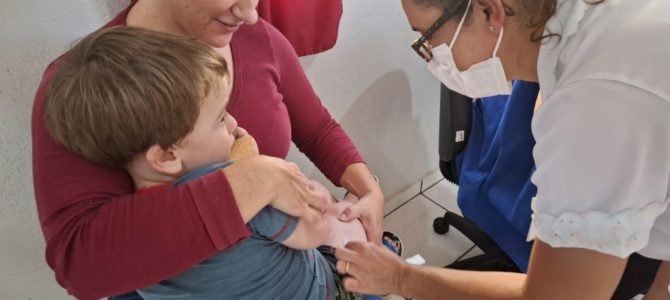 Prefeitura de Apucarana reforça importância da vacinação no período de matrículas escolares Prefeitura de Apucarana reforça importância da vacinação no período de matrículas escolares