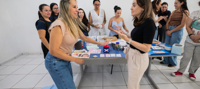 Apucarana reforça formação continuada em Libras para professores da rede municipal de Educação