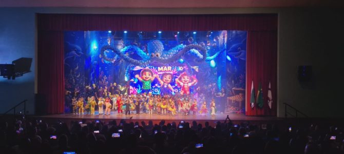 Projeto de musicalização dos CMEIs encanta público em apresentações no Cine Teatro Fênix Projeto de musicalização dos CMEIs encanta público em apresentações no Cine Teatro Fênix