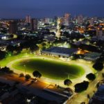 Prefeitura entrega iluminação de LED no entorno da pista de atletismo do Lagoão