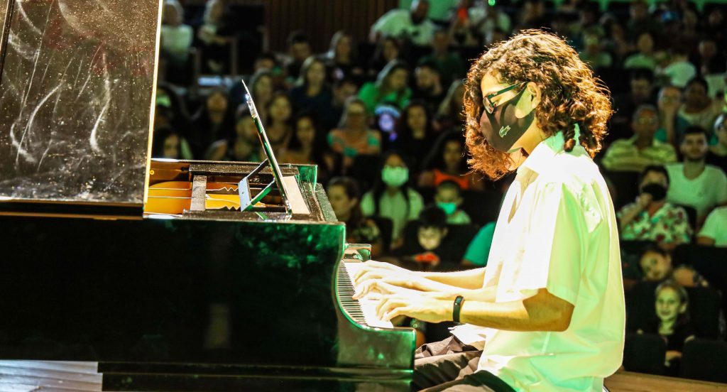 Recital de Piano da Escola Municipal de Musica