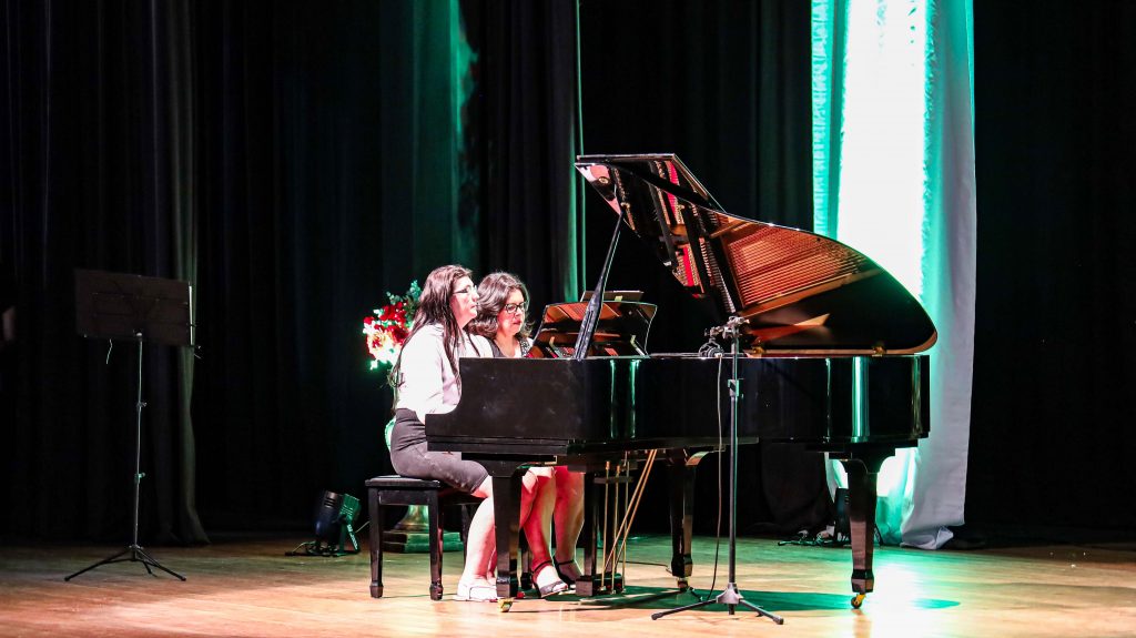 Recital de Piano da Escola Municipal de Musica