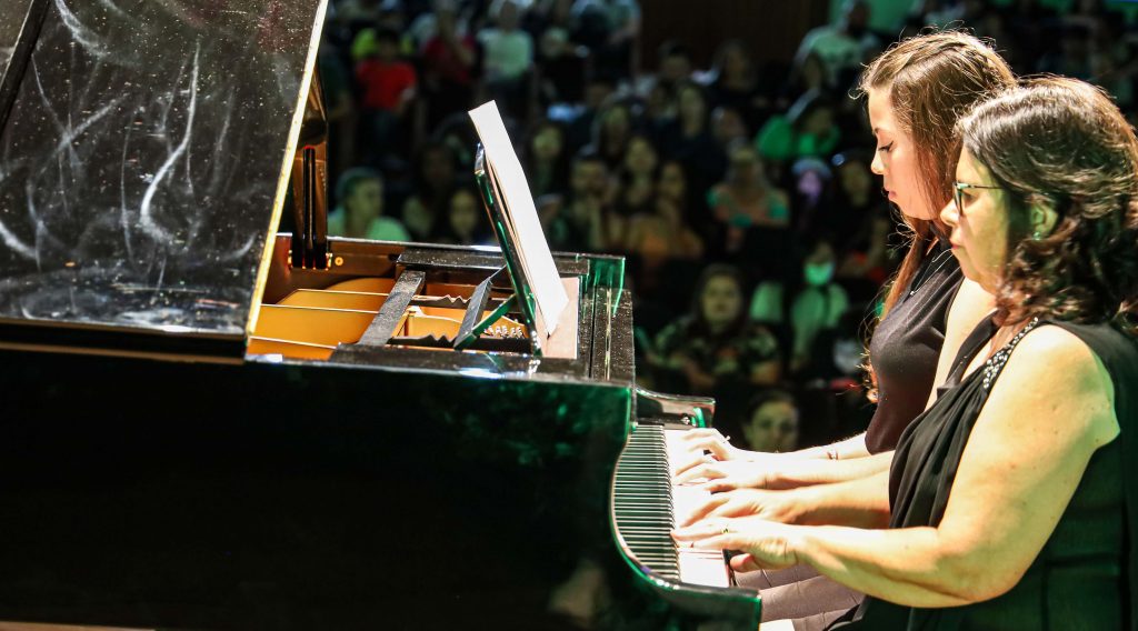 Recital de Piano da Escola Municipal de Musica