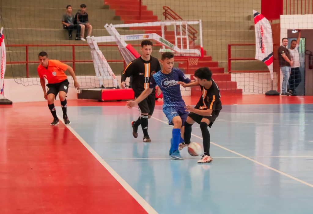 Decisões no futsal fecham os Jogos Escolares em Apucarana – Prefeitura  Municipal de Apucarana