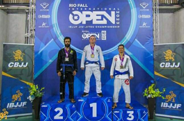 Jiu-jítsu de Lucas do Rio Verde conquista 21 medalhas na 4ª etapa estadual