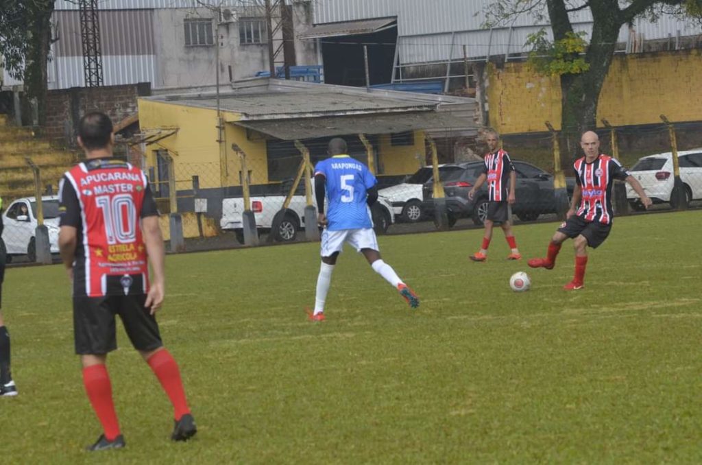 Olho na Bola - Bolão Colônia/ Municipal de Futebol 2014: NotíciasCristiano  Podkowa vence a 3ª apuração do Bolão Colônia/ Municipal de futebol 2013