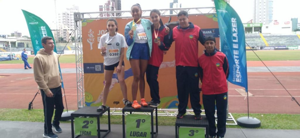Atleta olímpica conquista duas medalhas nos Jogos Universitários –  Prefeitura Municipal de Apucarana