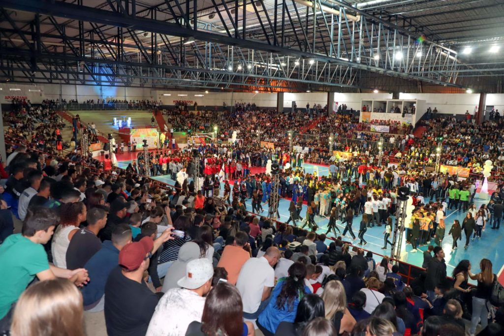 Decisões no futsal fecham os Jogos Escolares em Apucarana – Prefeitura  Municipal de Apucarana