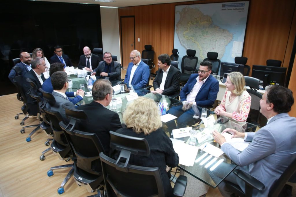 Medicina - reunião MEC (4)