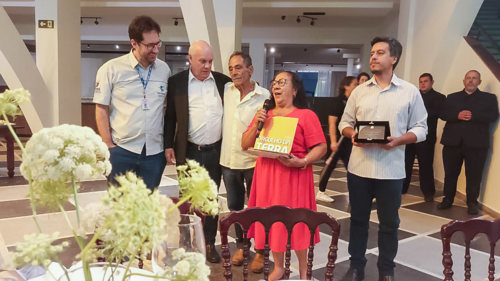 WhatsApp Image 2023-12-01 at 11.52.57 (2)