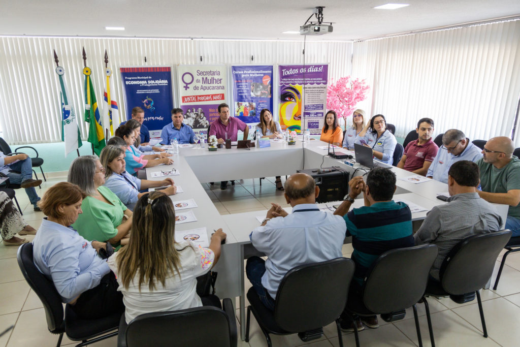 Coletiva mês da Mulher 001