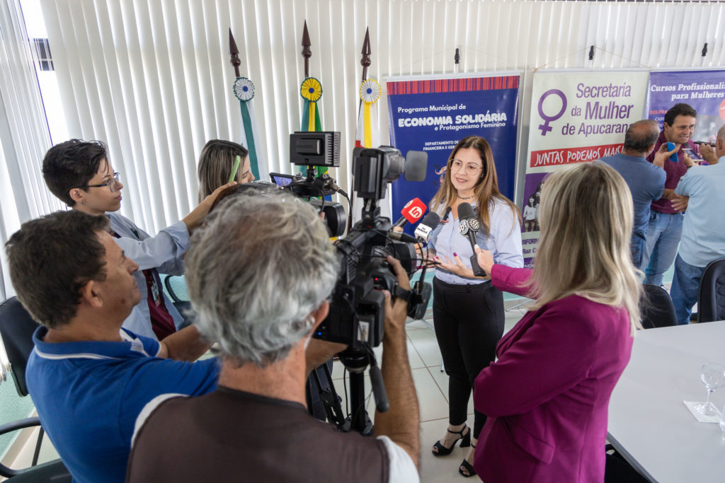 Coletiva mês da Mulher 015