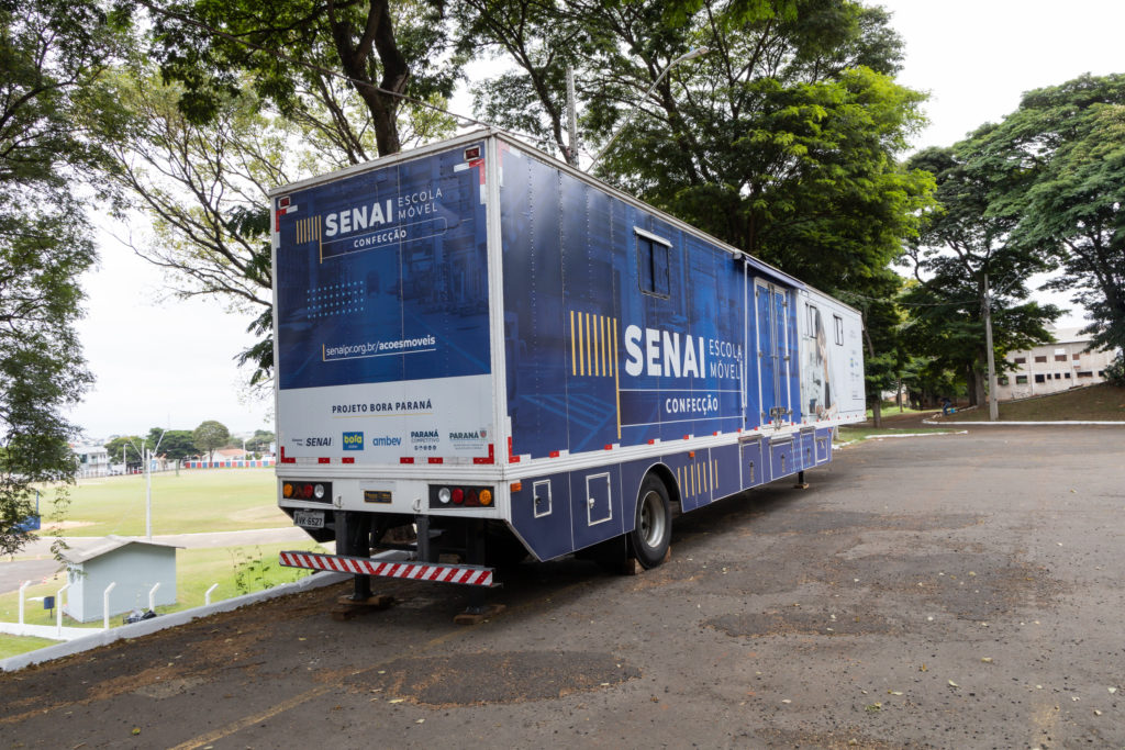 Senai carreta curso confecção 021