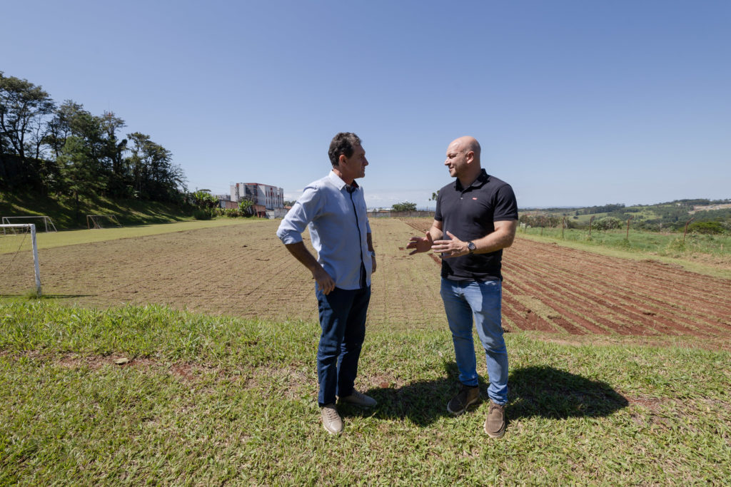 2026-02-27_grama_campo_vila-reis005