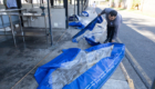 2026-03-16_troca_lona_espaco_feira007