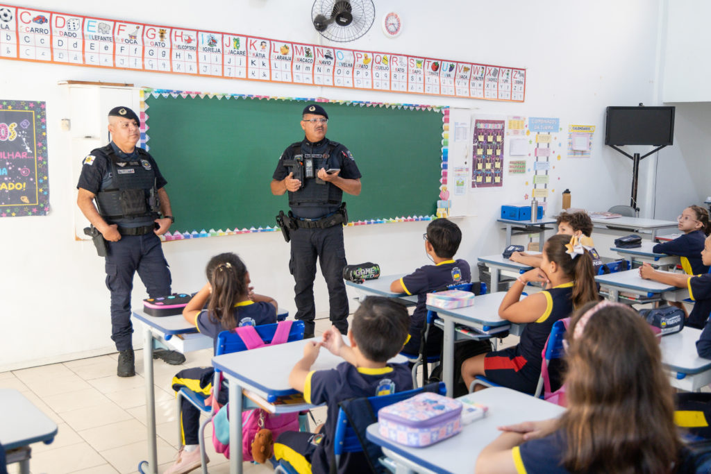 2026-03-17_escola_durval-pinto_gcm_013