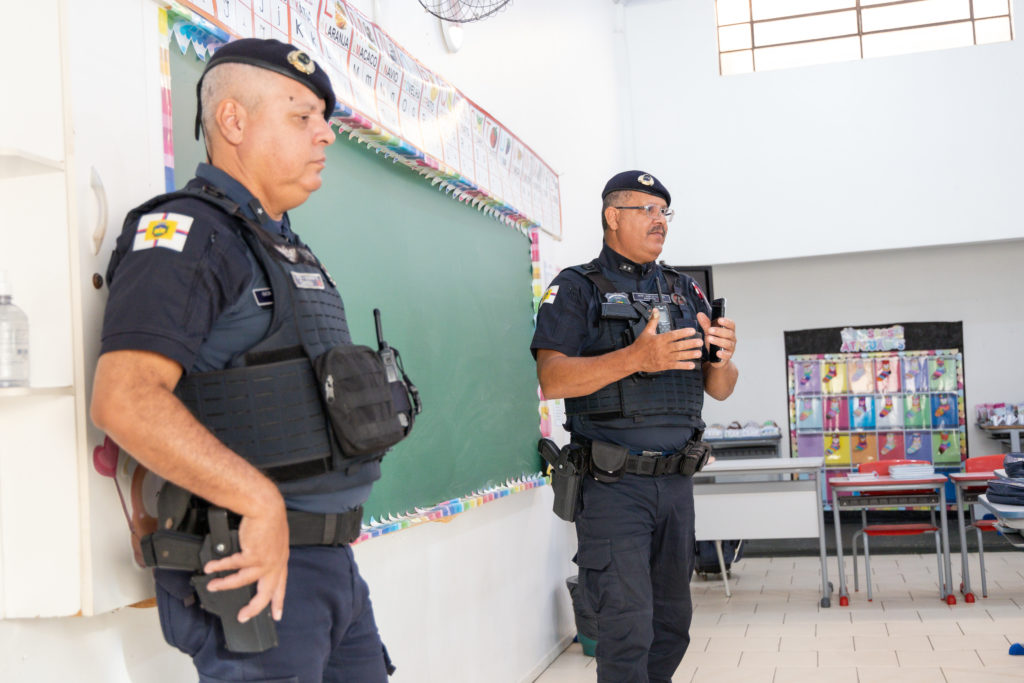 2026-03-17_escola_durval-pinto_gcm_023
