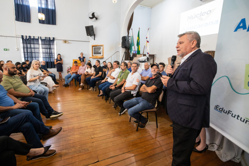 26-03-2026_entrega_chromebook (11)