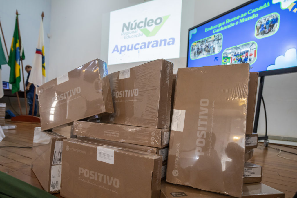 26-03-2026_entrega_chromebook (2)