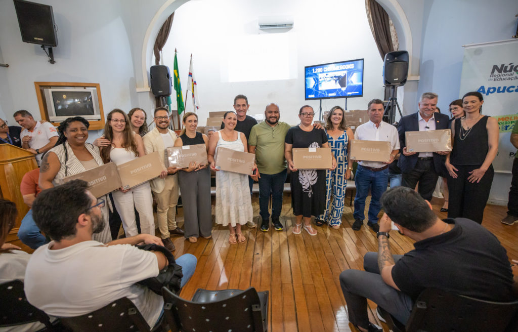 26-03-2026_entrega_chromebook (9)