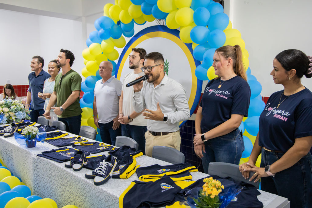 27-03-2026_entrega_uniforme_escolar-21