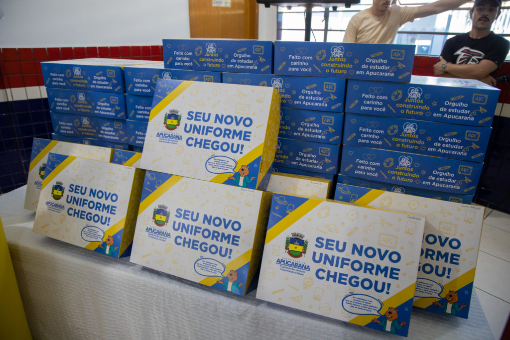 27-03-2026_entrega_uniforme_escolar-25