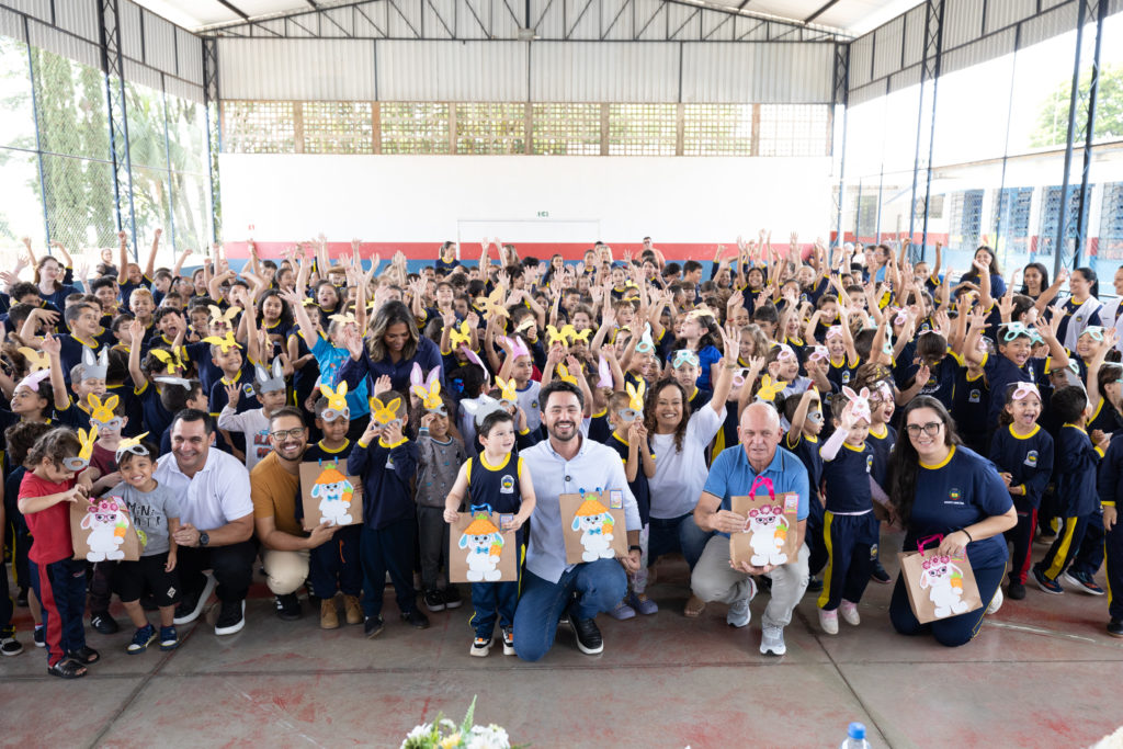 2026-04-02_entrega_bombons_ovos_chocolate-155