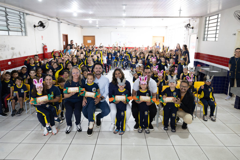 2026-04-02_entrega_bombons_ovos_chocolate-98