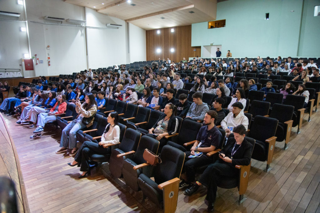 2026-04-14_Palestra_juventude_cine_fenix011