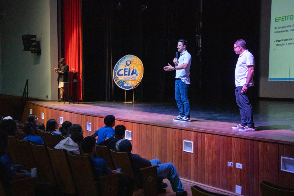 2026-04-14_Palestra_juventude_cine_fenix024