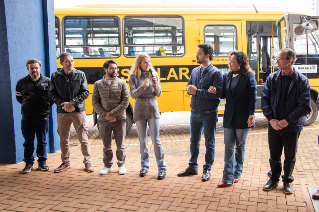 21-05-2026_entrega_onibus01-34