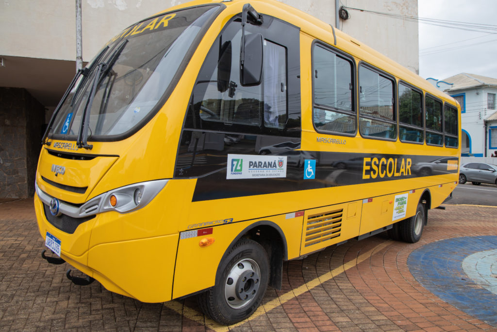 21-05-2026_entrega_onibus01-5