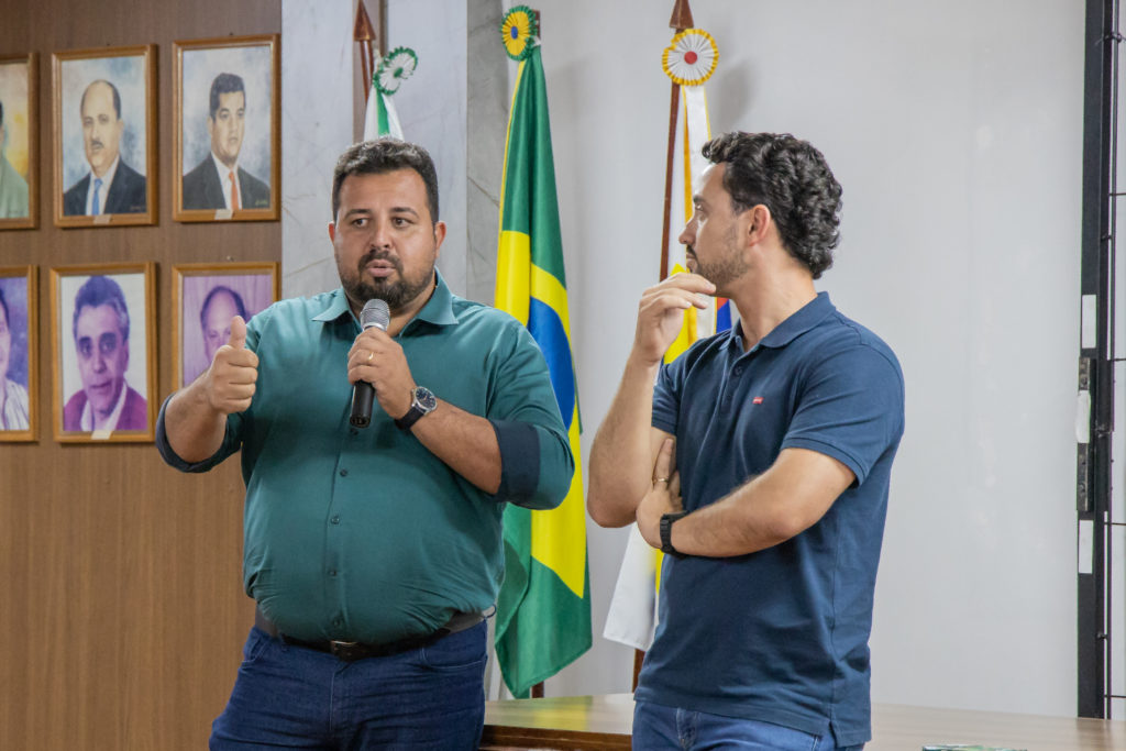 25-05-2026_reuniao_feirantes01-2