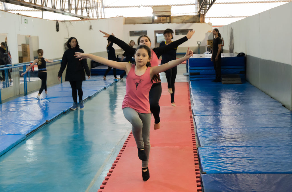 18-06-2026_escolinha_de_ginastica_ritmicaf01